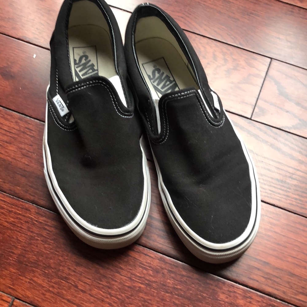 VAns